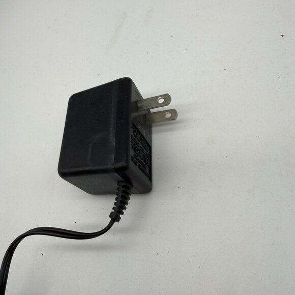 Maxon CA-1410 AC DC Power Supply Adapter 11V 50mA for NiCD Battery Charger - Picture 3 of 4